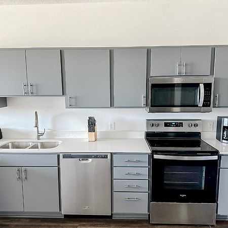 Sleepover 1Bd 1Ba Des Moines Apartments Dış mekan fotoğraf