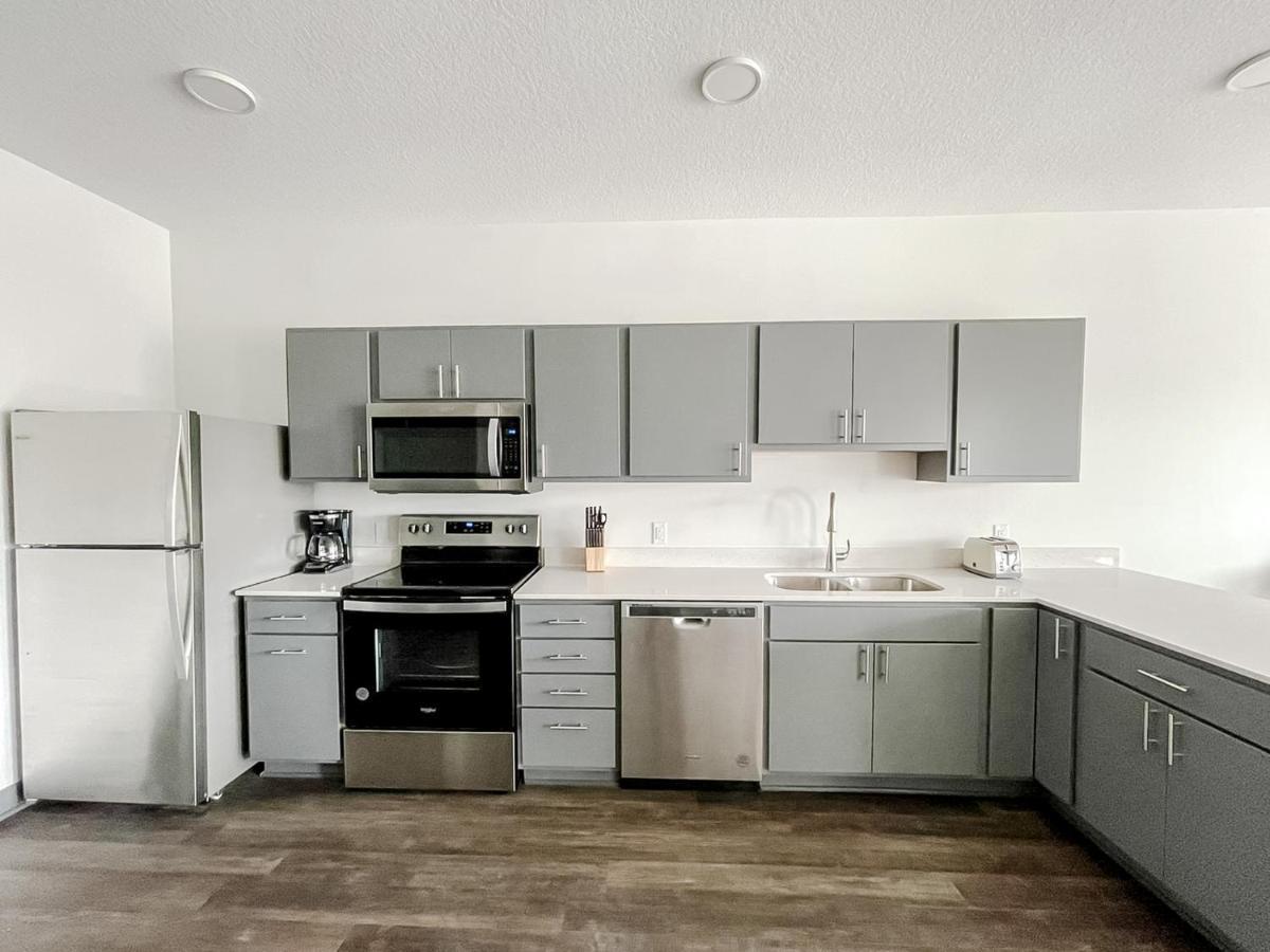Sleepover 1Bd 1Ba Des Moines Apartments Dış mekan fotoğraf