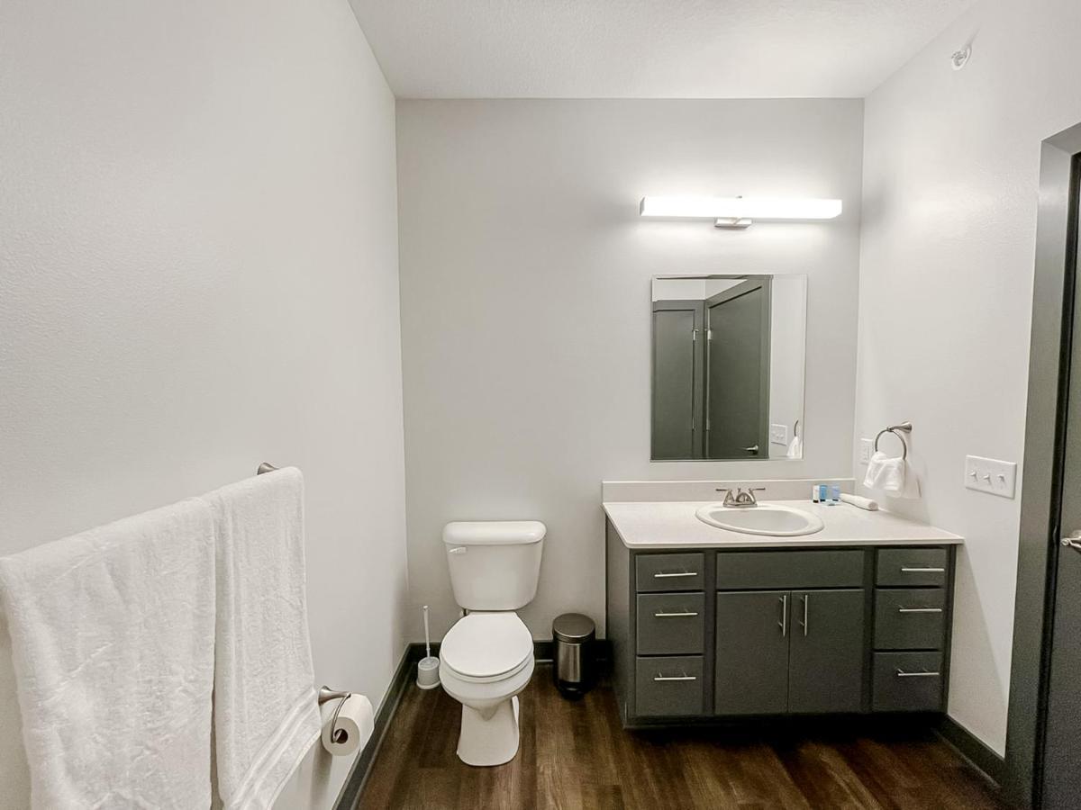 Sleepover 1Bd 1Ba Des Moines Apartments Dış mekan fotoğraf