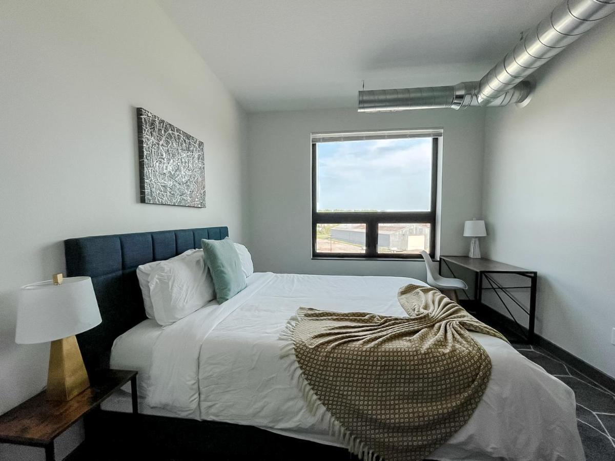 Sleepover 1Bd 1Ba Des Moines Apartments Dış mekan fotoğraf
