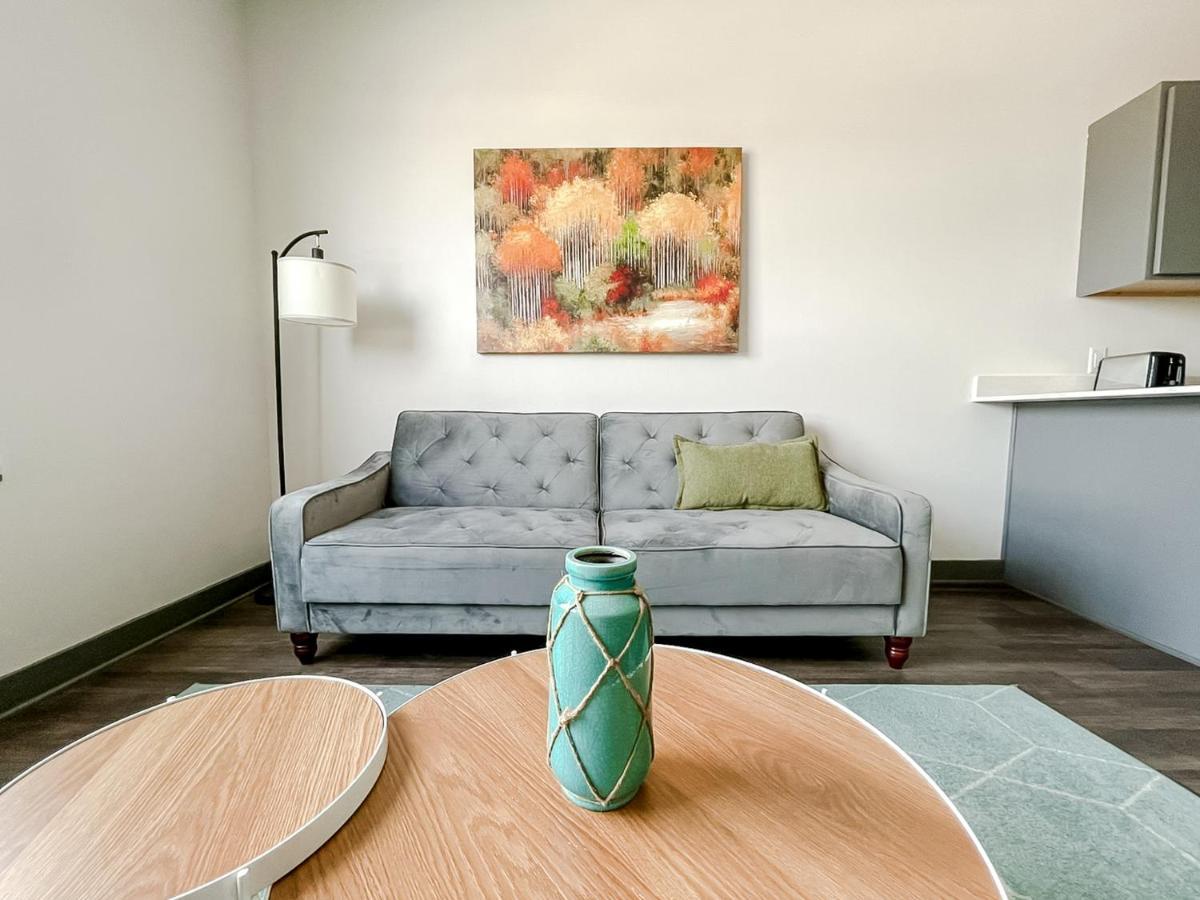 Sleepover 1Bd 1Ba Des Moines Apartments Dış mekan fotoğraf