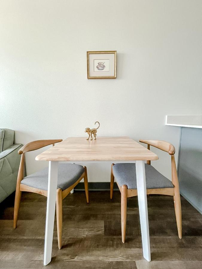 Sleepover 1Bd 1Ba Des Moines Apartments Dış mekan fotoğraf