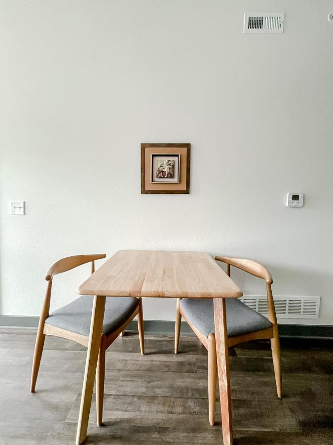 Sleepover 1Bd 1Ba Des Moines Apartments Dış mekan fotoğraf