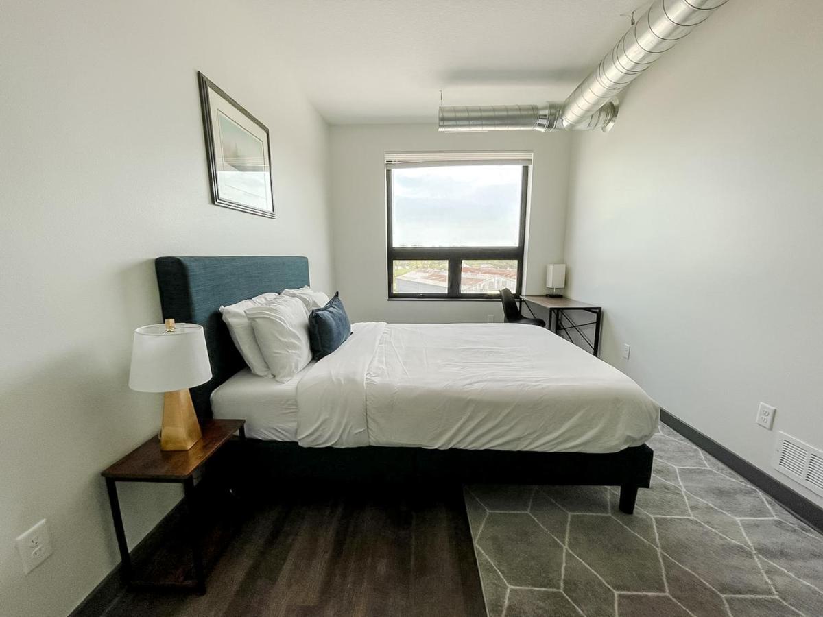 Sleepover 1Bd 1Ba Des Moines Apartments Dış mekan fotoğraf