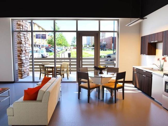 Sleepover 1Bd 1Ba Des Moines Apartments Dış mekan fotoğraf