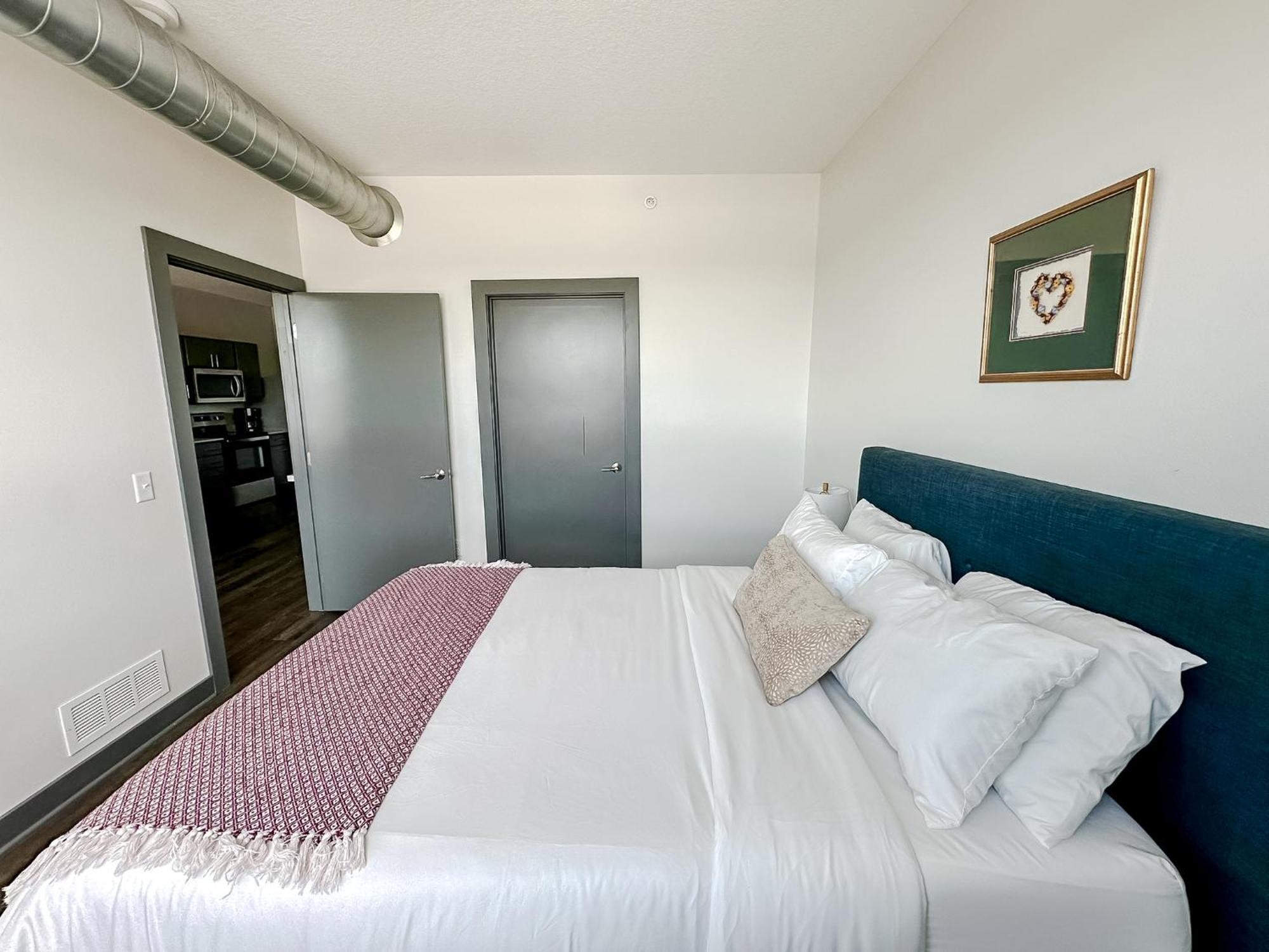Sleepover 1Bd 1Ba Des Moines Apartments Dış mekan fotoğraf