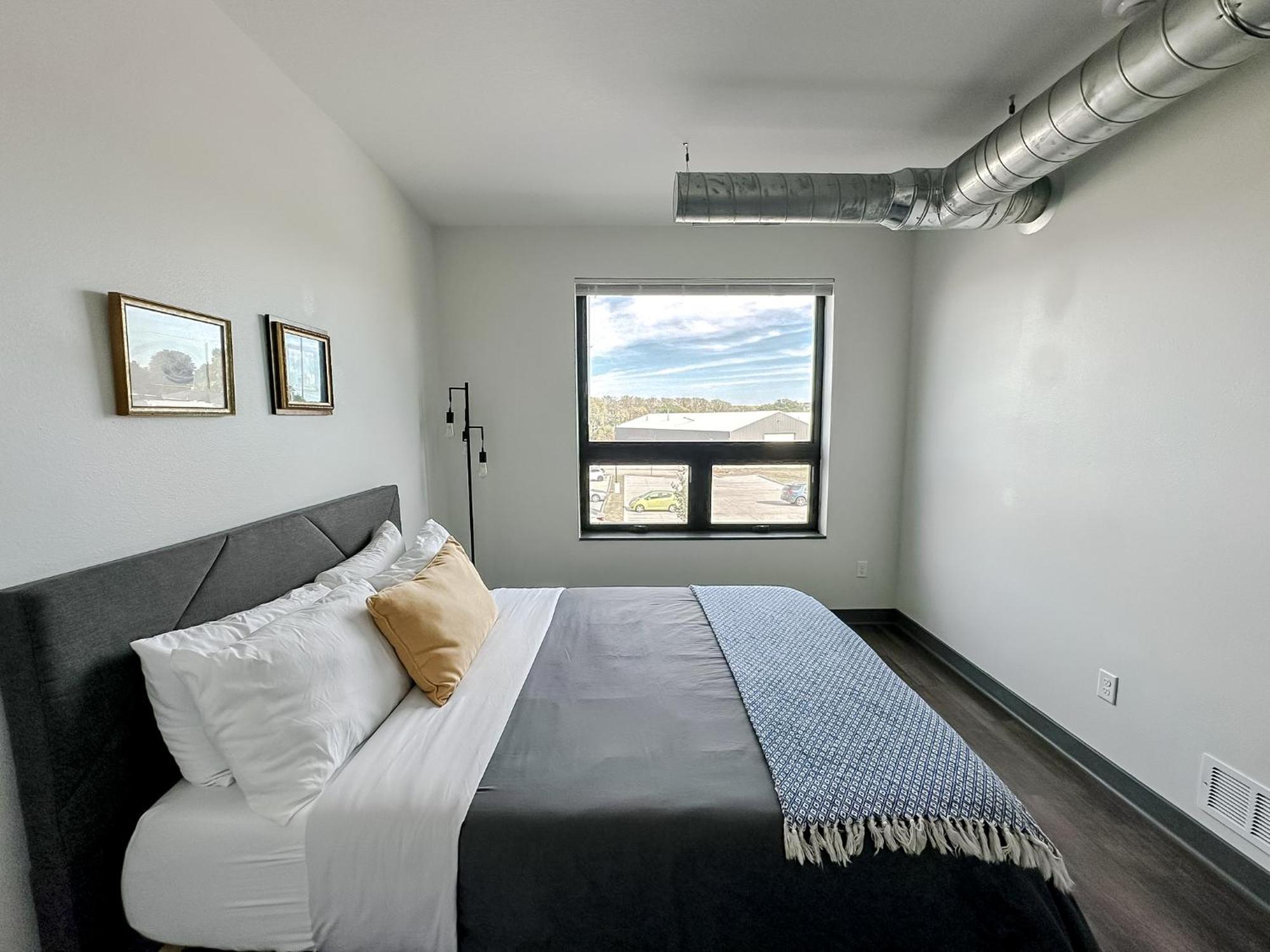 Sleepover 1Bd 1Ba Des Moines Apartments Dış mekan fotoğraf