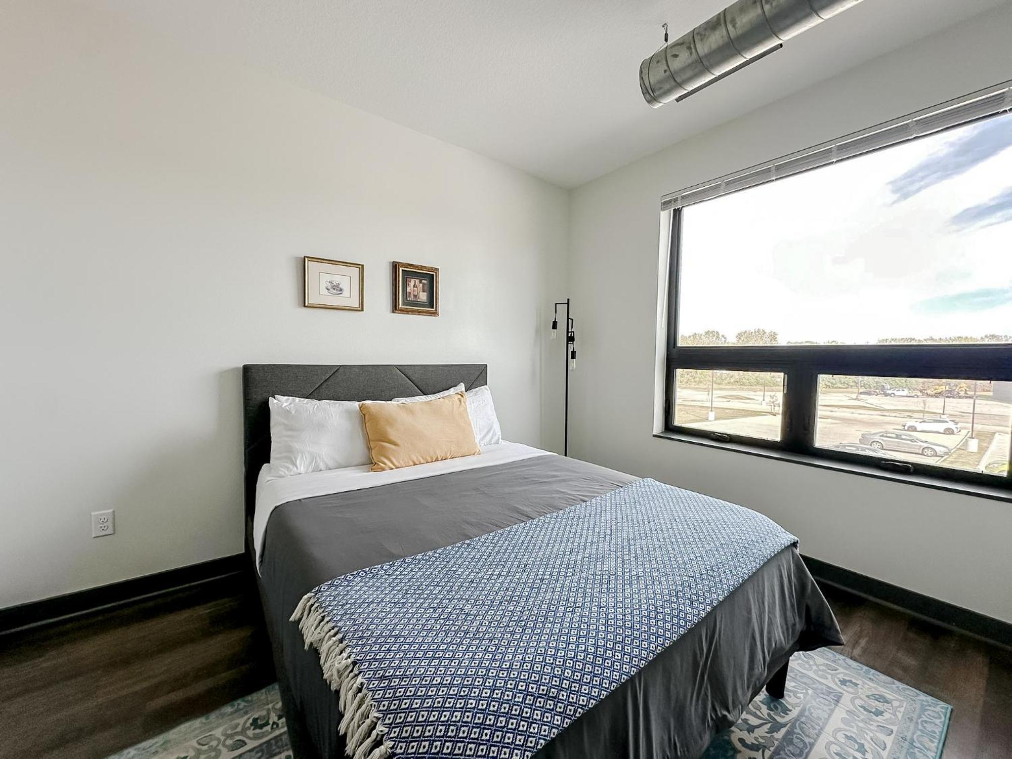 Sleepover 1Bd 1Ba Des Moines Apartments Dış mekan fotoğraf